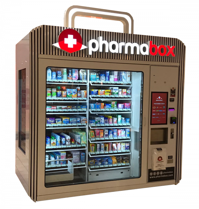 Photo of Cartagena's cathedral at the background and some colonial style houses